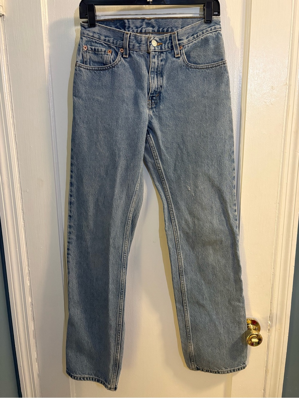 Classic Women’s Light Blue Boyfriend Jeans